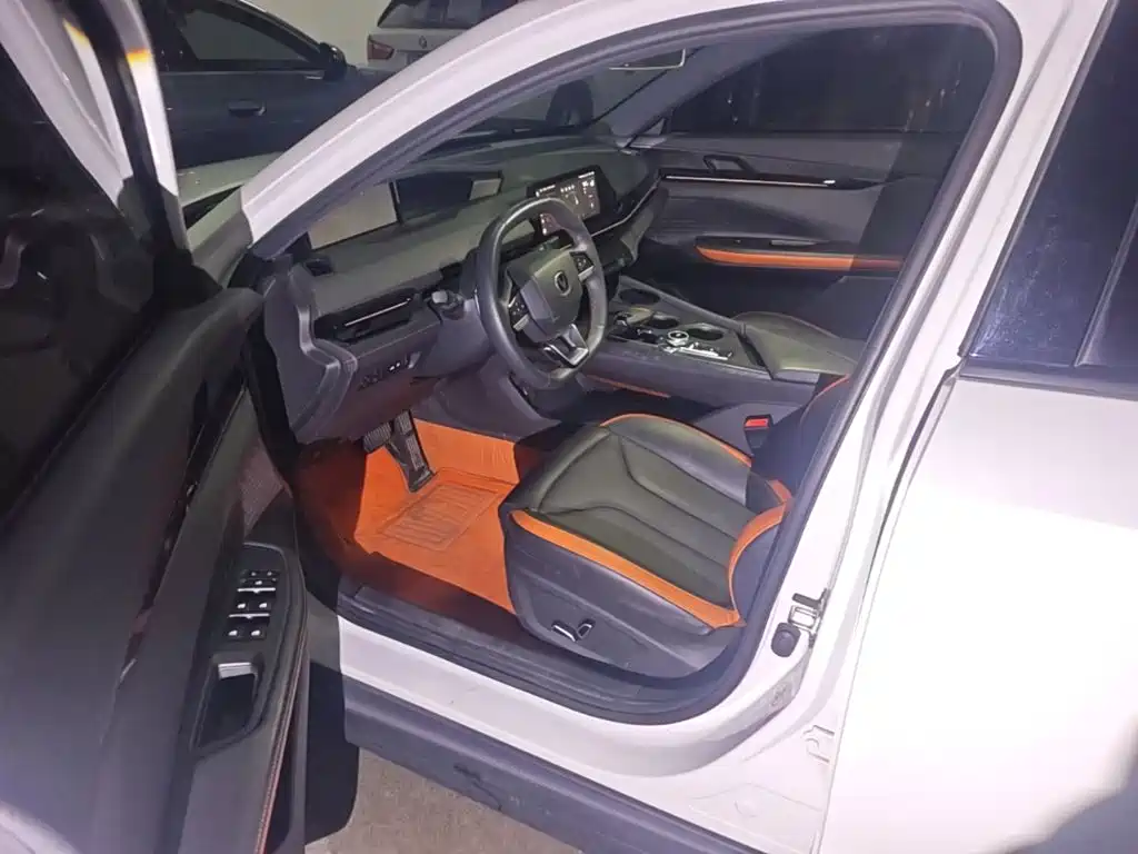 Changan UNI-V — миниатюра 12