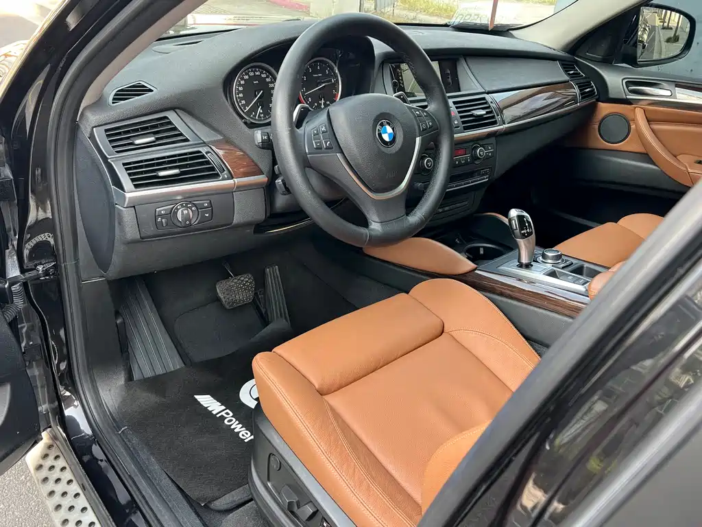 BMW X6 — миниатюра 8