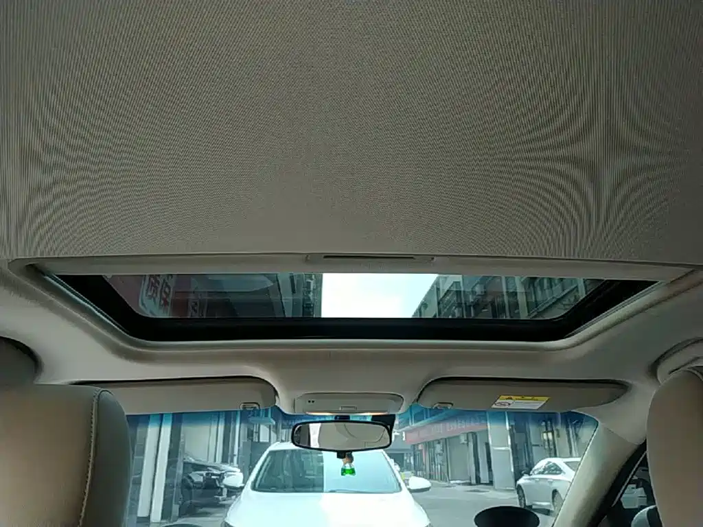 Buick Excelle — миниатюра 18