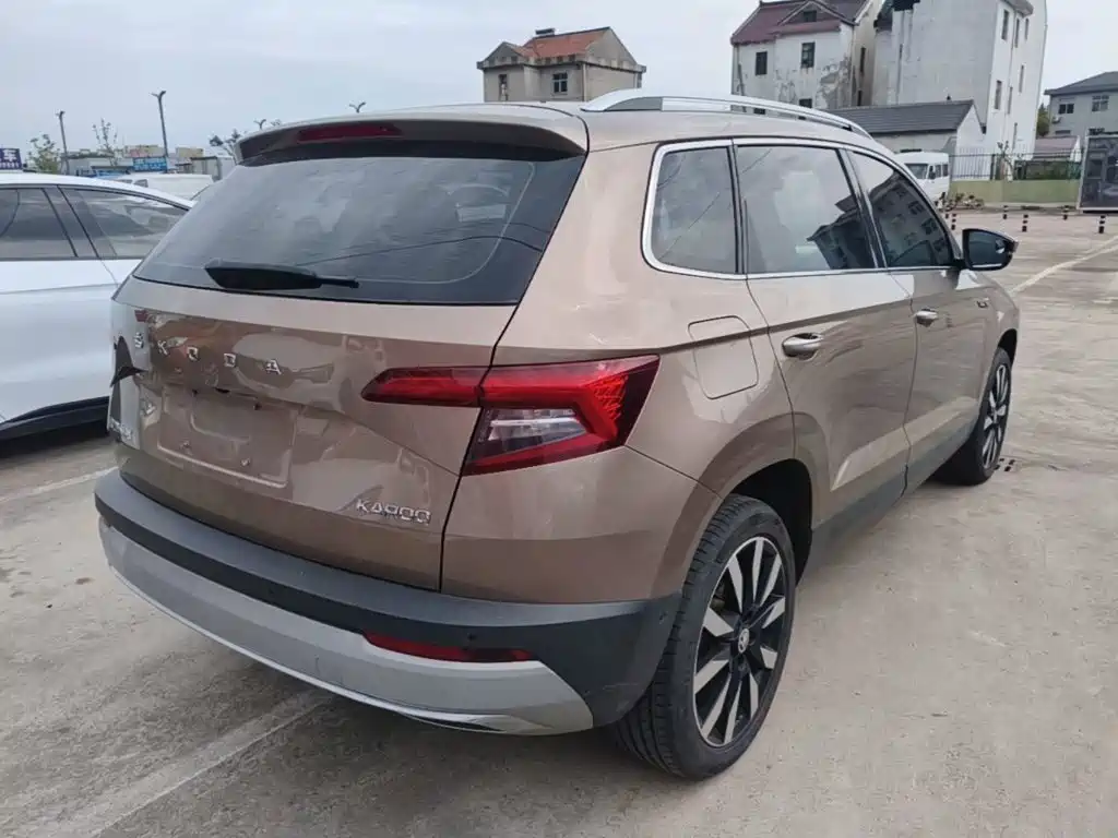 Skoda Karoq — миниатюра 7