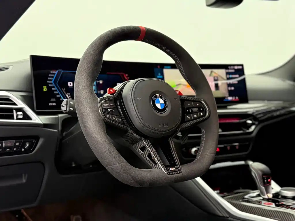 BMW M4 2024 M4