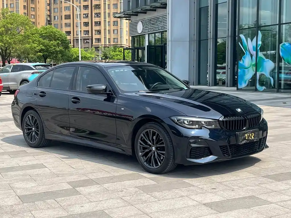 BMW 3 Series — миниатюра 3