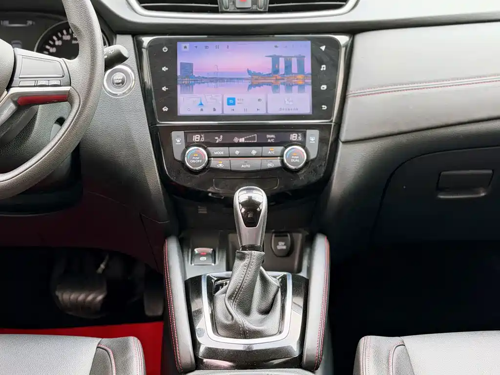 Nissan Qashqai — миниатюра 9