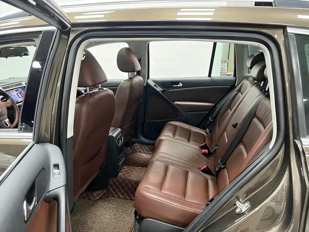 Volkswagen Tiguan — миниатюра 8