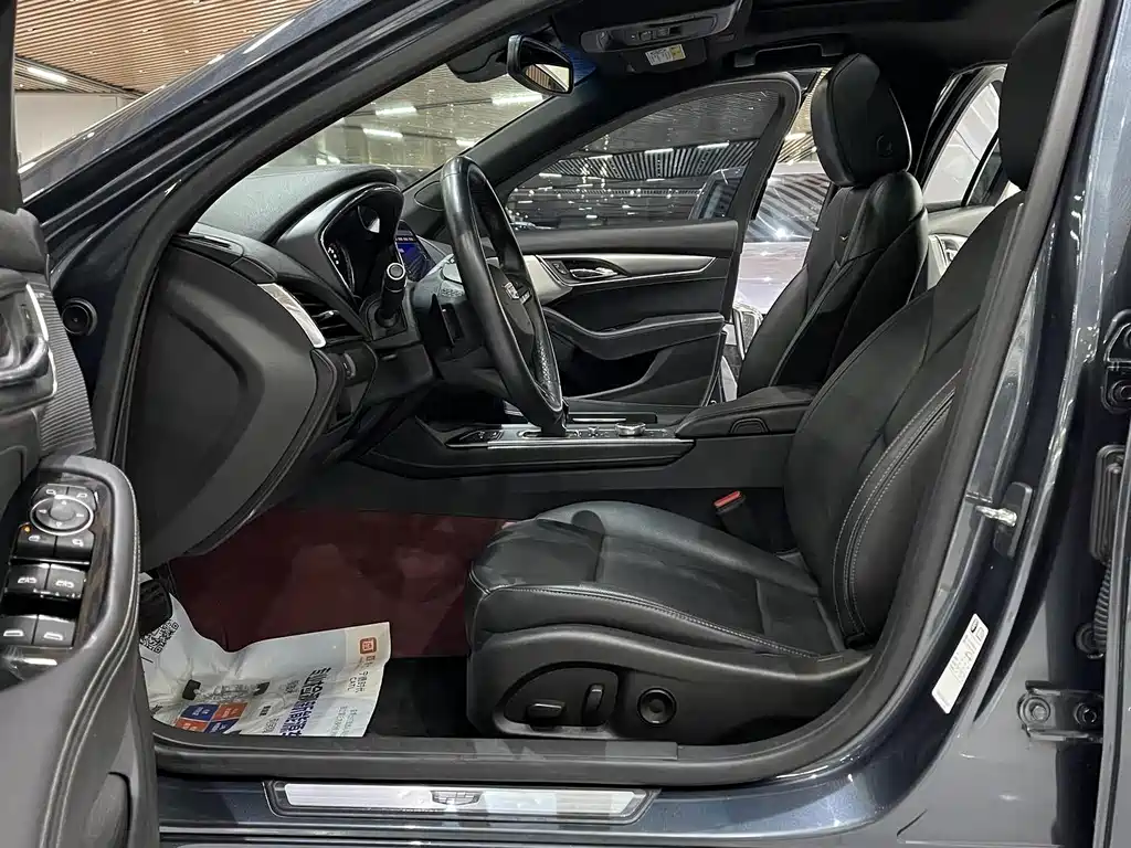 Cadillac CT5 — миниатюра 4