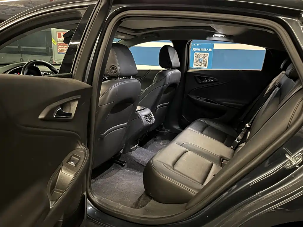 Chevrolet Malibu XL — миниатюра 10