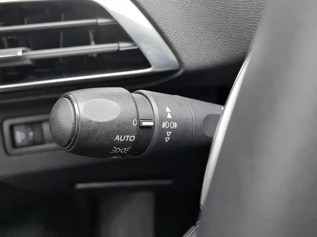 Peugeot 4008 — миниатюра 21