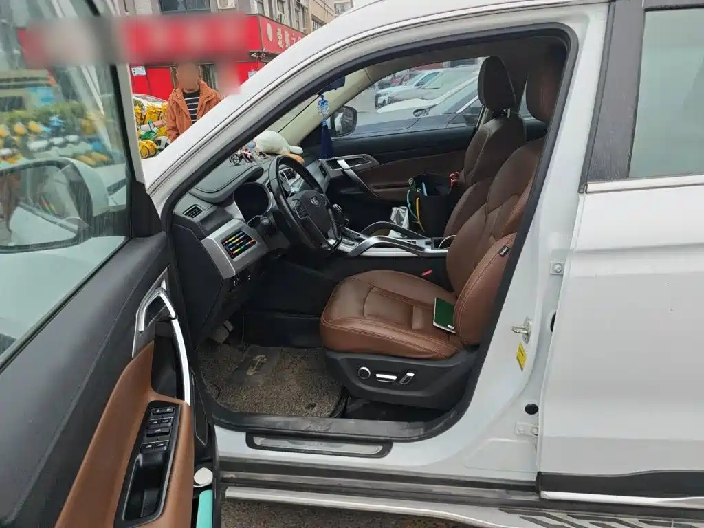 Geely Boyue — миниатюра 11