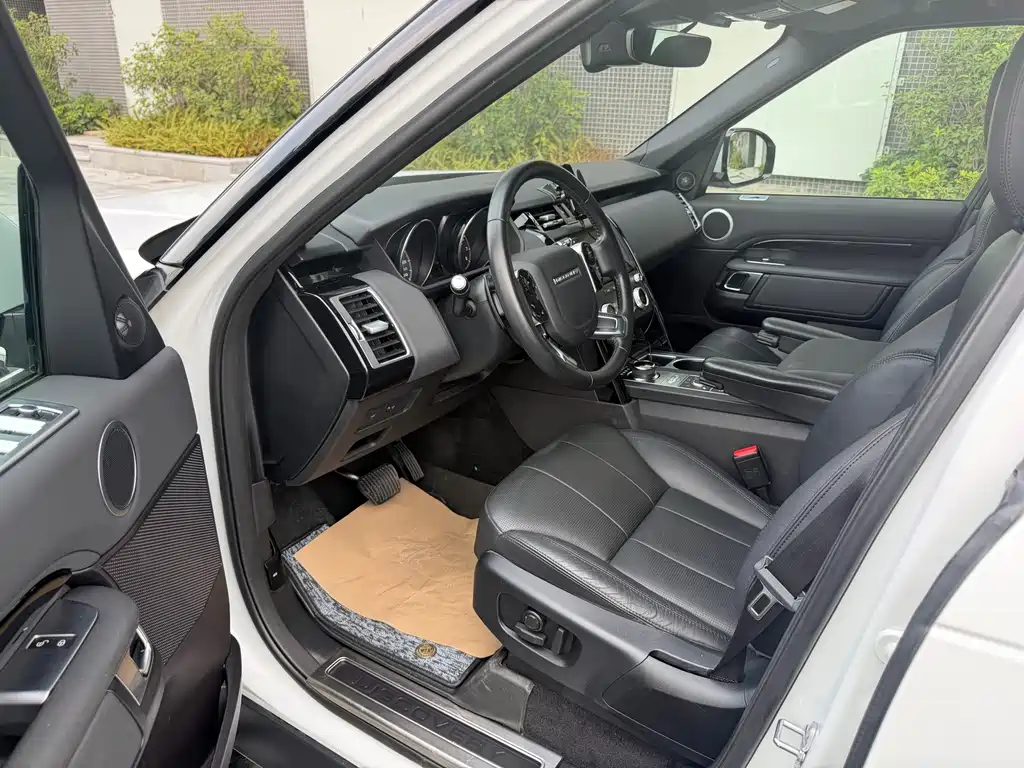 Land Rover Discovery — миниатюра 12