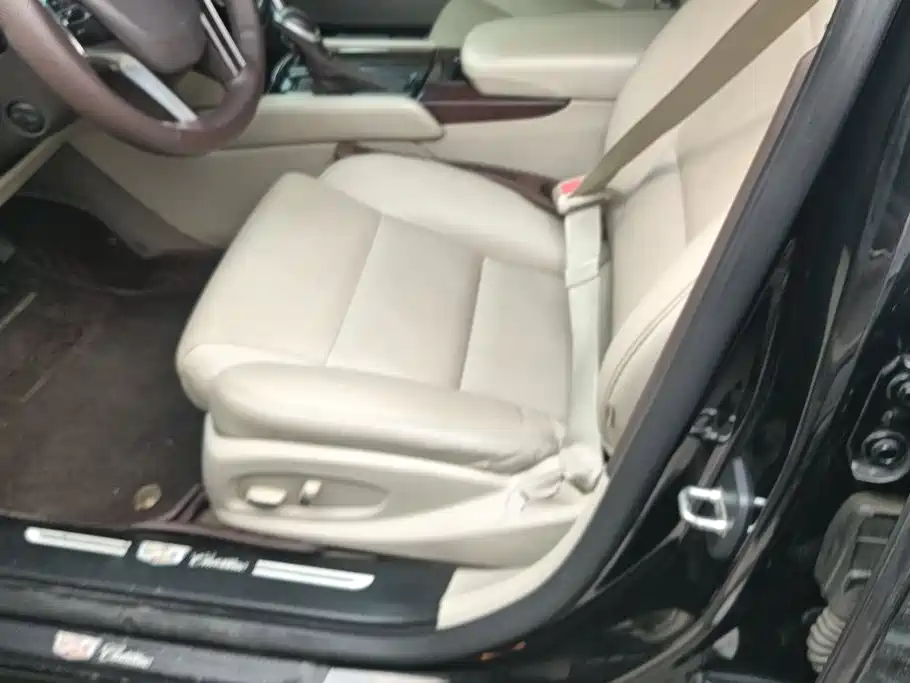 Cadillac XTS — миниатюра 9