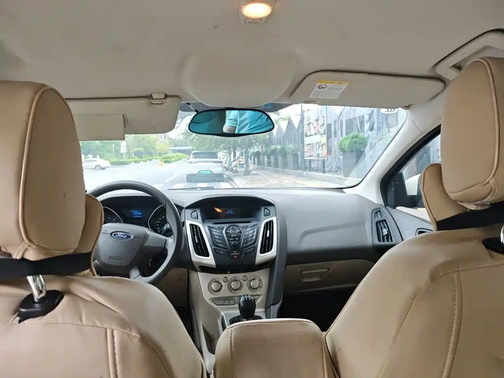 Ford Focus — миниатюра 20