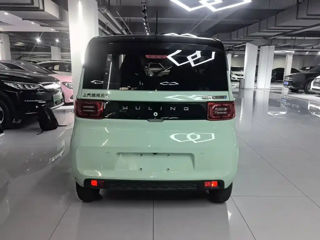 Wuling MINIEV — миниатюра 6