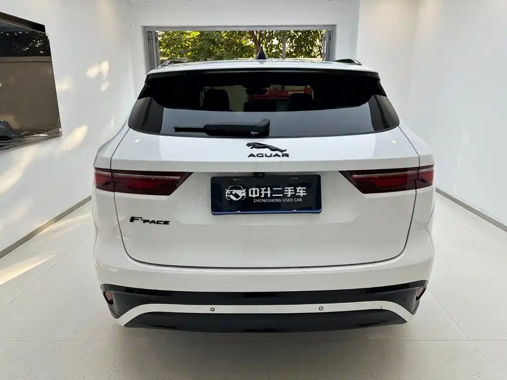 Jaguar F-Pace 2022 P250 R-Dynamic BLACK