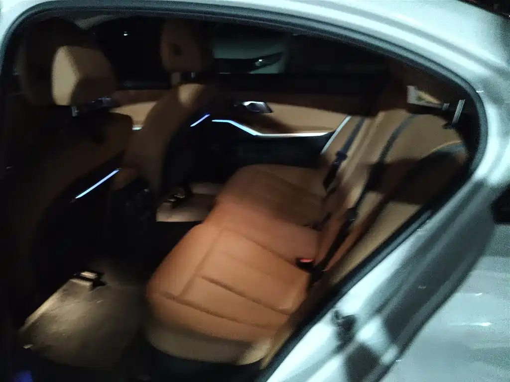BMW 3 Series — миниатюра 4