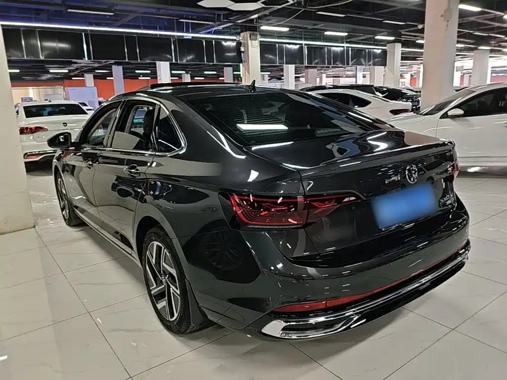 Volkswagen Sagitar — миниатюра 5