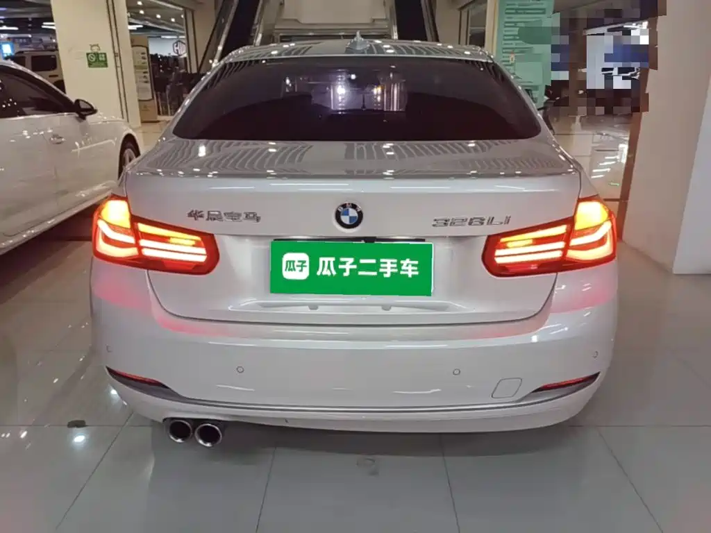BMW 3 Series — миниатюра 6