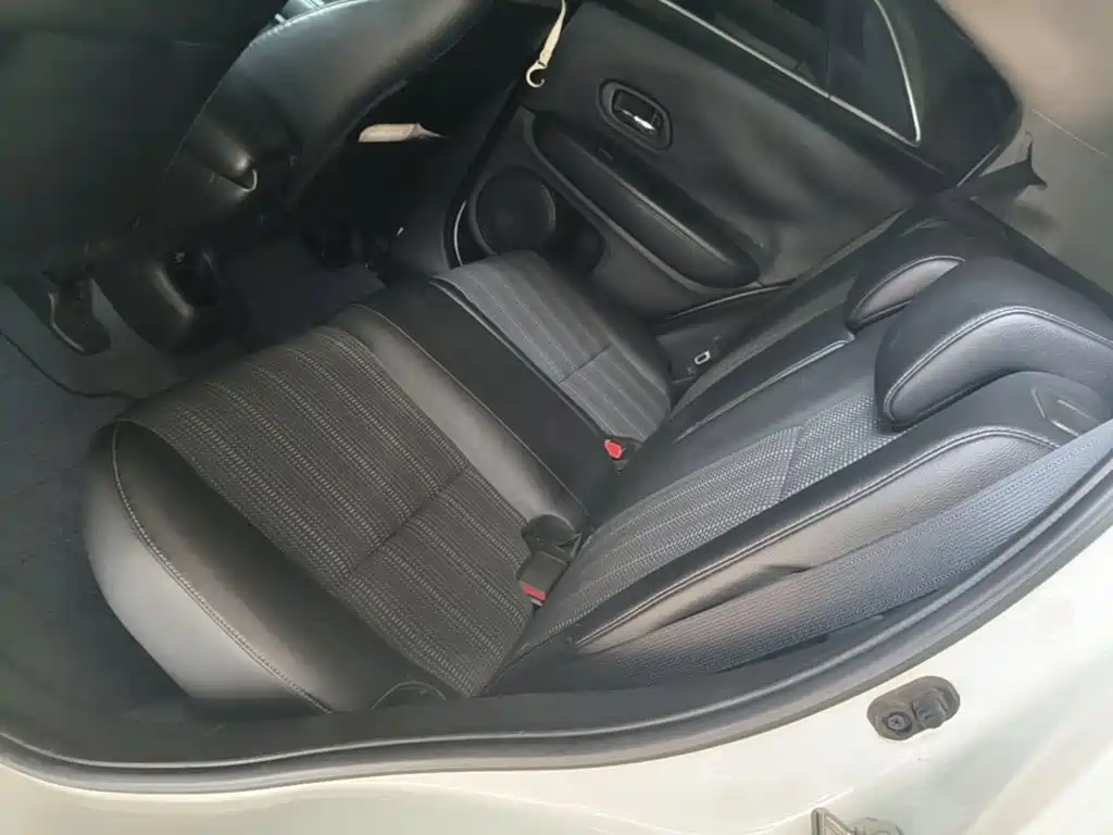 Honda Vezel — миниатюра 17