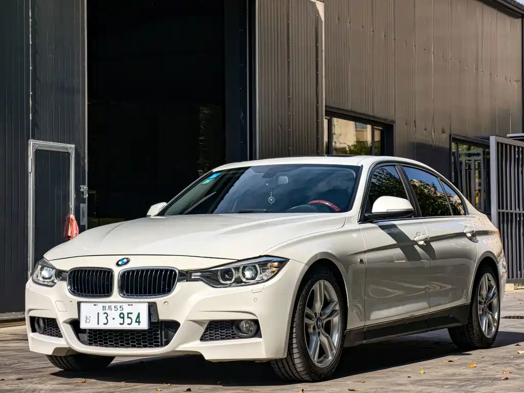BMW 3 Series — миниатюра 3