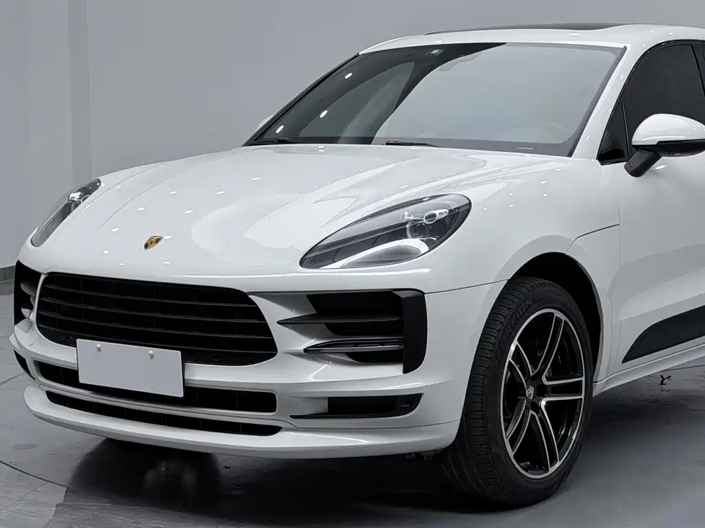 Porsche Macan — миниатюра 11