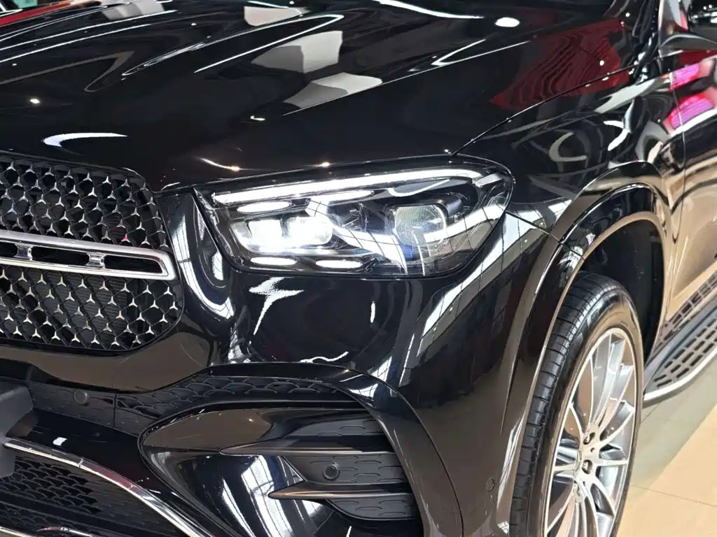 Mercedes-Benz GLE (Import) — миниатюра 8