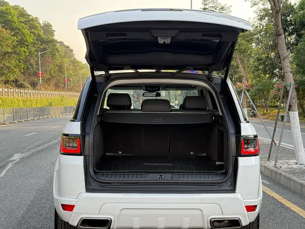 Land Rover Sport — миниатюра 8