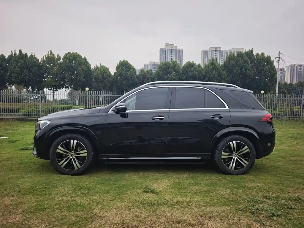 Mercedes-Benz GLE (Import) — миниатюра 8