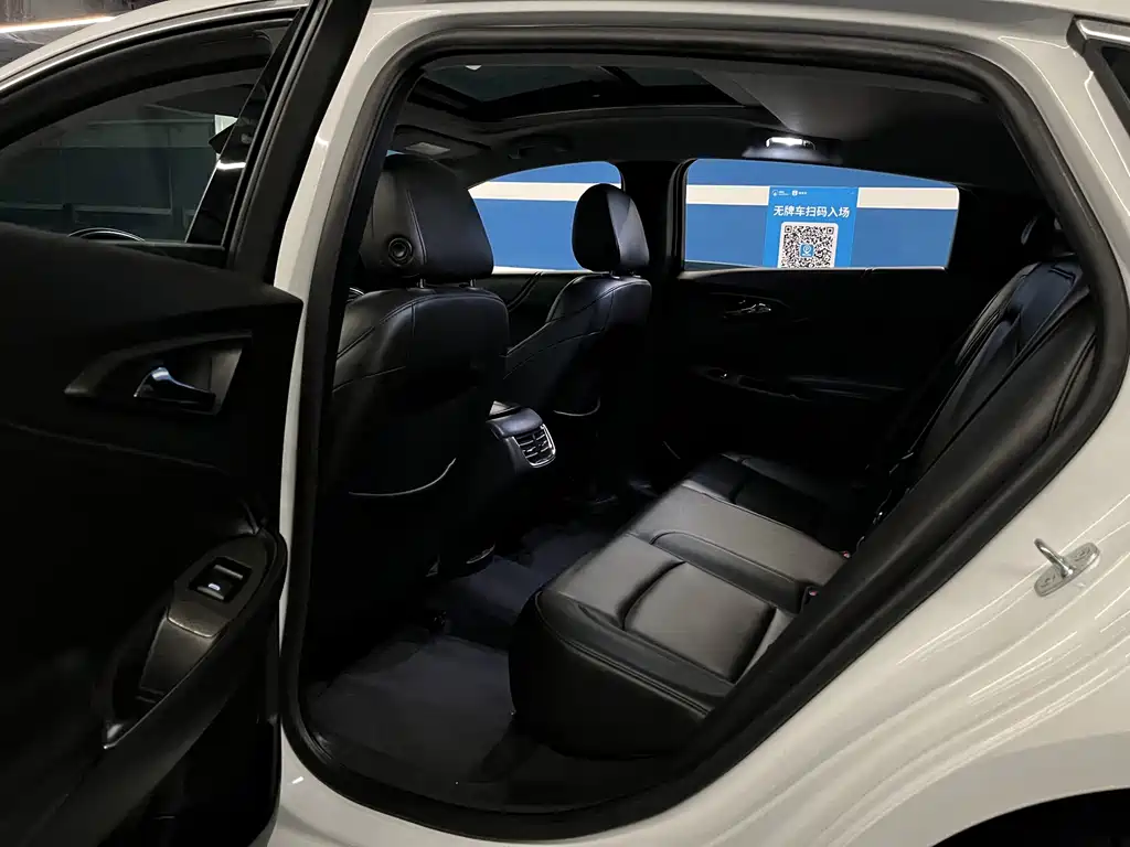 Chevrolet Malibu XL — миниатюра 11
