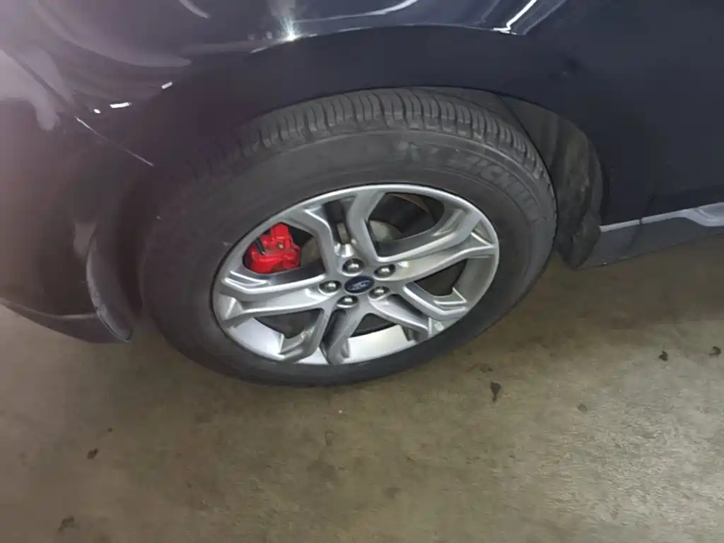 Ford Edge — миниатюра 23