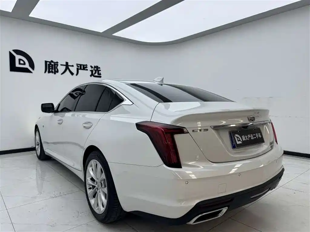 Cadillac CT5 — миниатюра 5