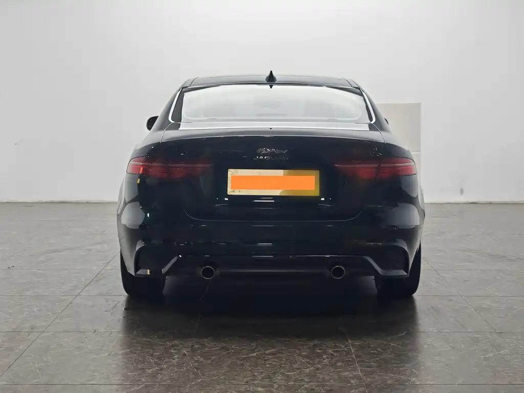 Jaguar XEL — миниатюра 6