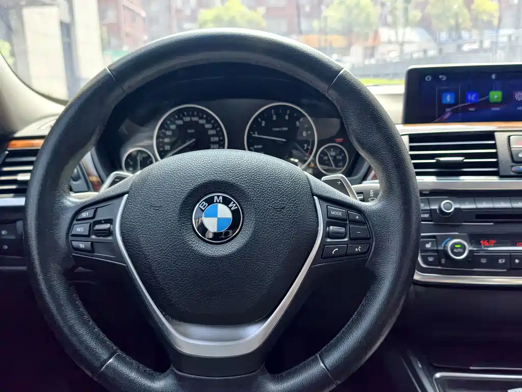 BMW 3 Series — миниатюра 16