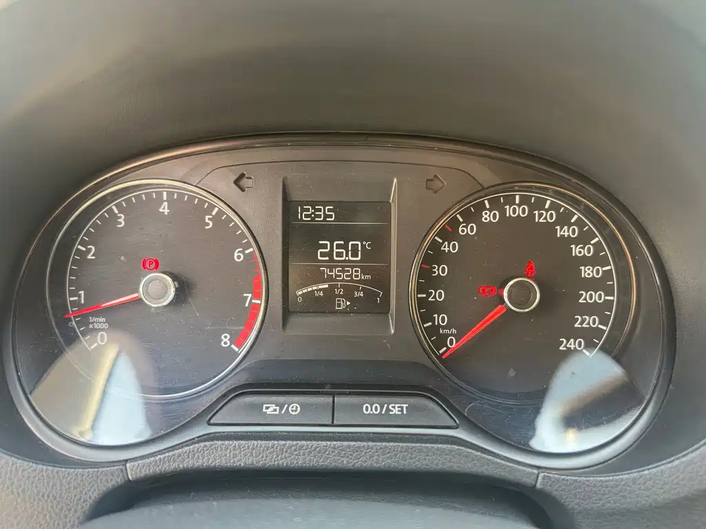 Volkswagen Polo — миниатюра 19
