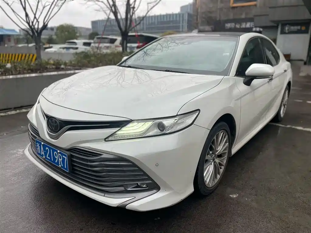 Toyota Camry 2018