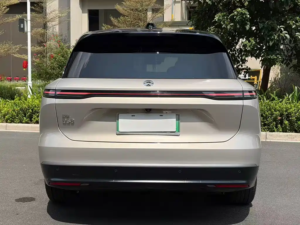 NIO ES8 — миниатюра 6