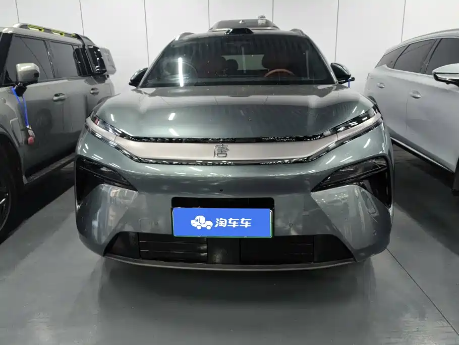 BYD Tang L L 2025 DM 175KM