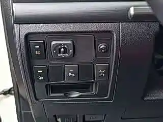 Toyota Land Cruiser — миниатюра 8