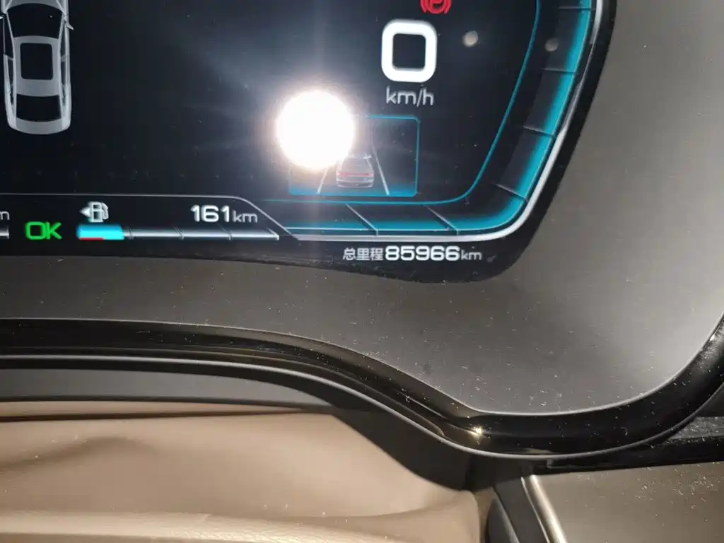 BYD Han — миниатюра 8