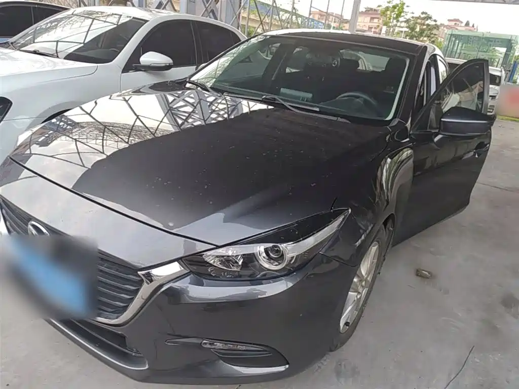 Mazda 3 Axela 2018
