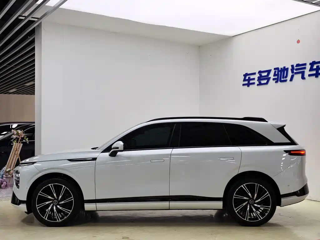 XPeng G9 — миниатюра 4