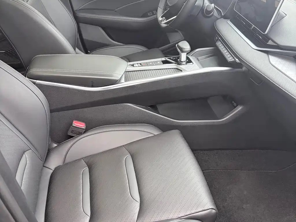 Geely Xingrui — миниатюра 12