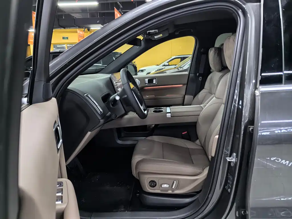 Li Auto L6 2025 Pro