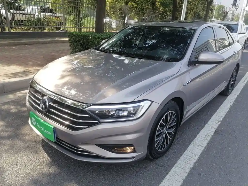 Volkswagen Sagitar 2021