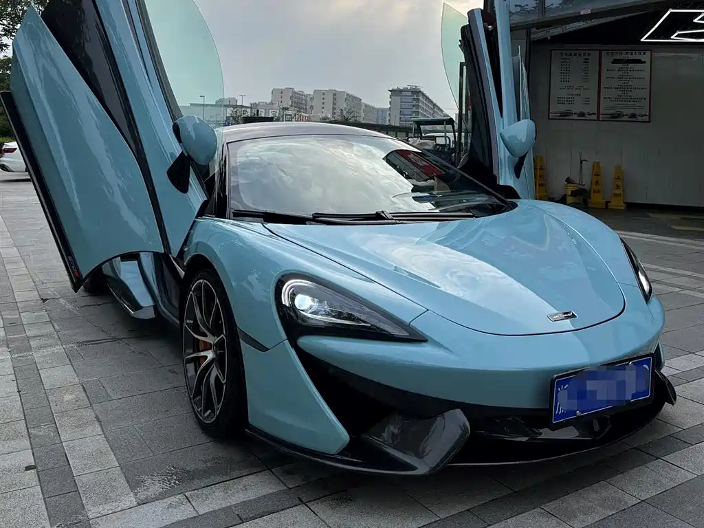 MCLAREN  570