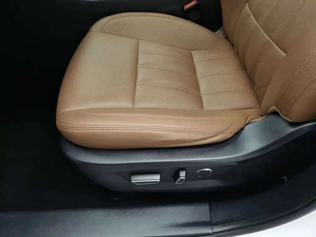 Changan CS95 — миниатюра 20