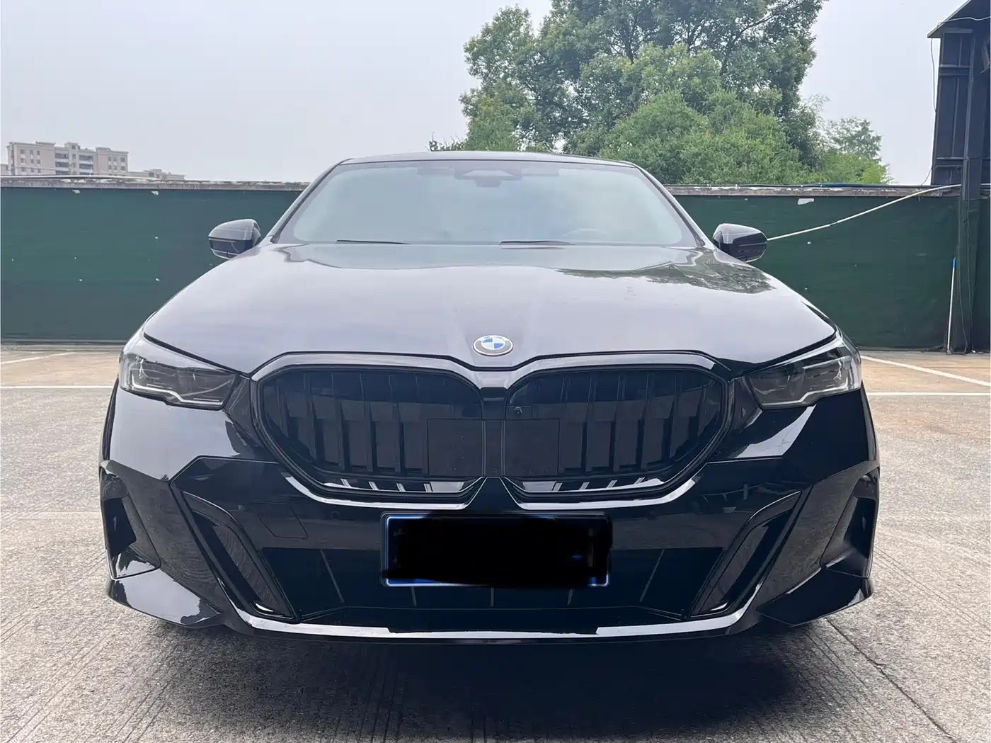 BMW 5 series 2025 Черный из Китая