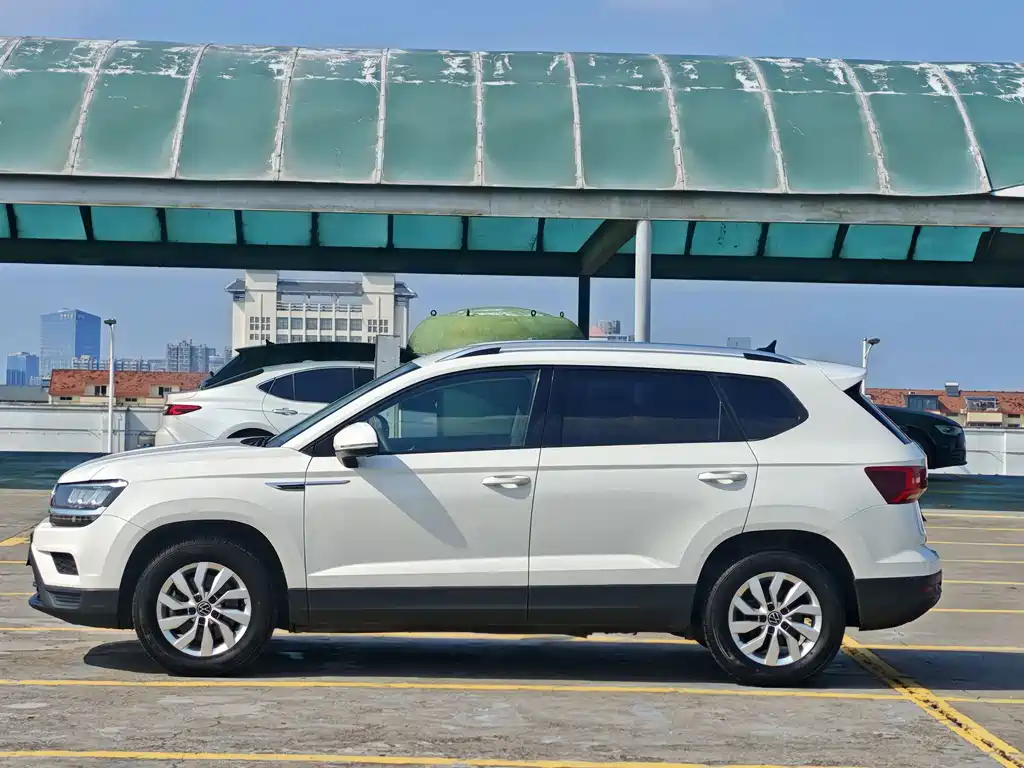 Volkswagen Tharu — миниатюра 7