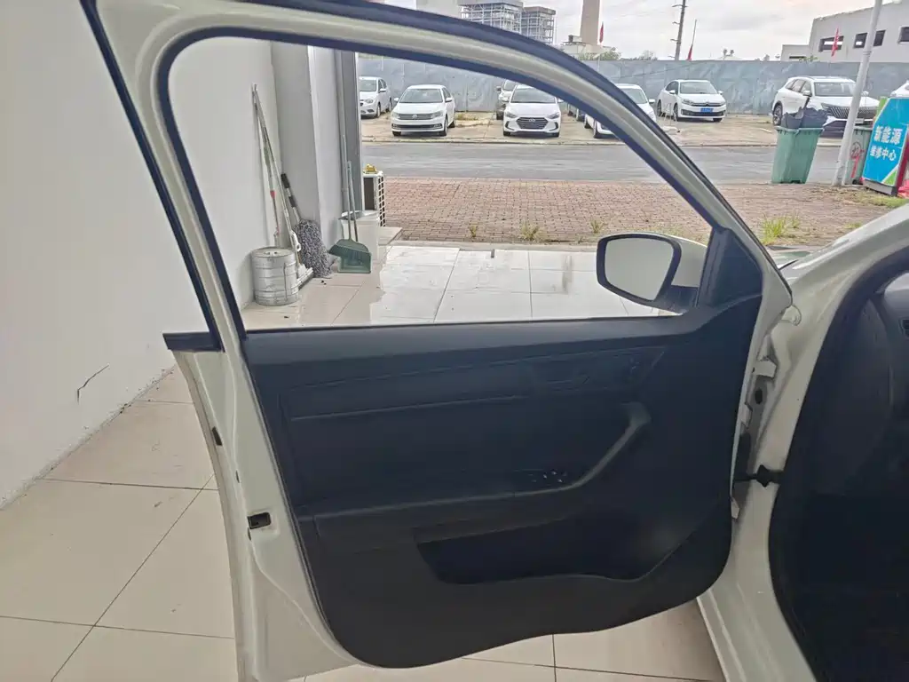 Skoda Fabia — миниатюра 4