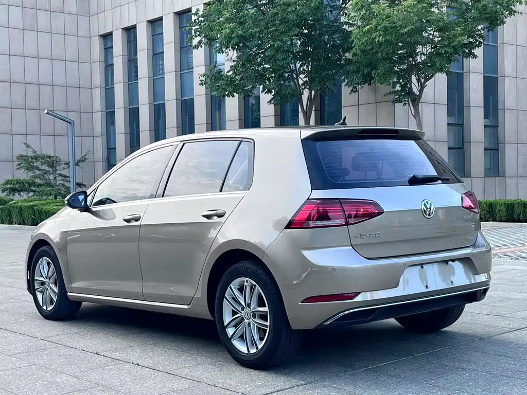 Volkswagen Golf — миниатюра 6