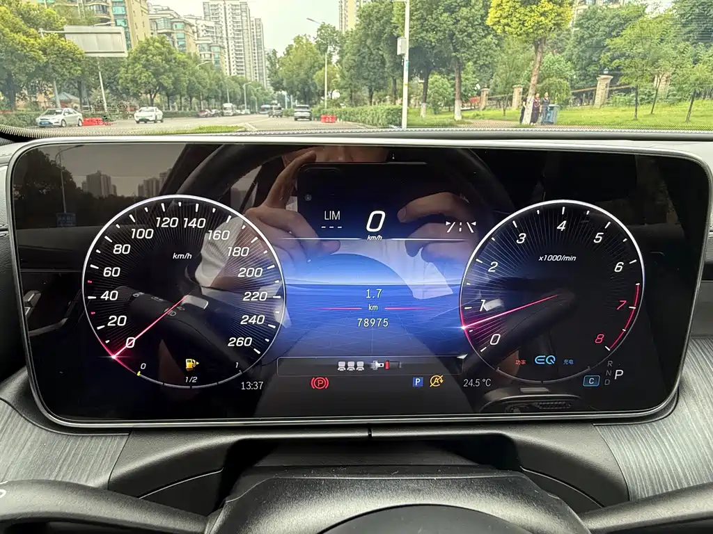 Mercedes-Benz C-Class — миниатюра 22