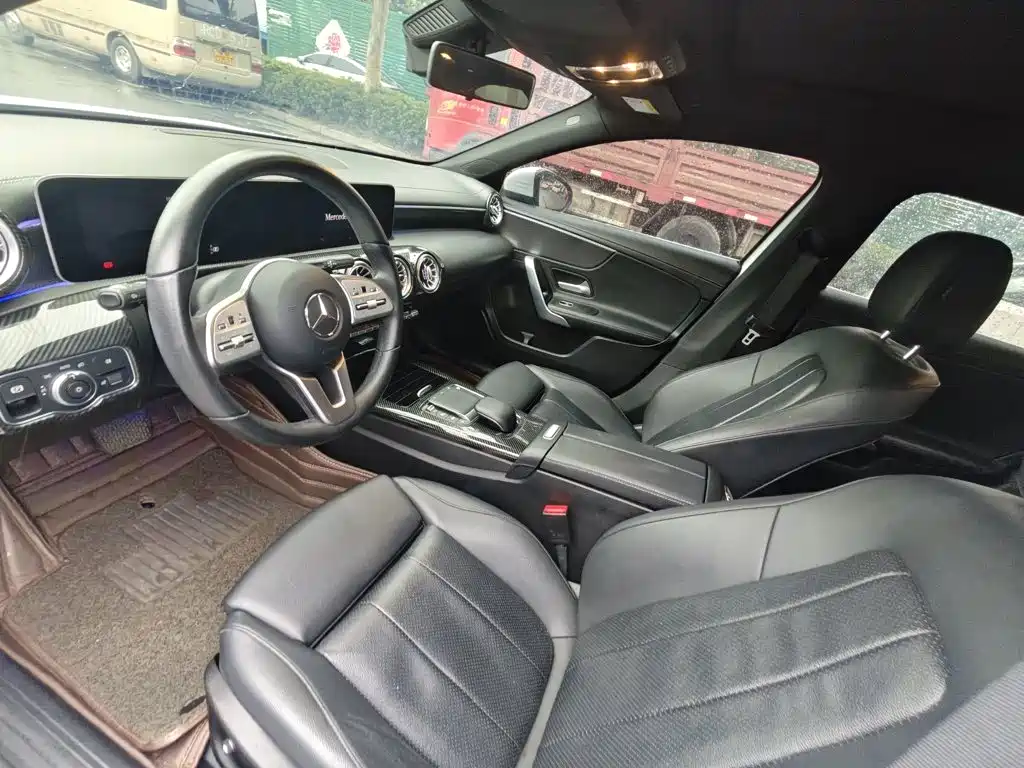 Mercedes-Benz A-Class — миниатюра 10